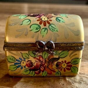 Antique Limoges Trinket Box Peint Main France GR Hand Painted Floral
